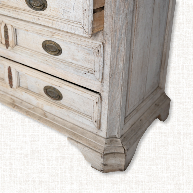 Maine Dresser