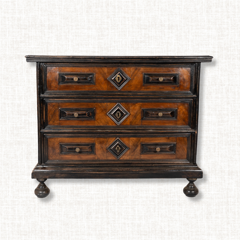 Canavese Louis XIV Dresser