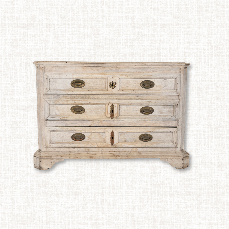Maine Dresser