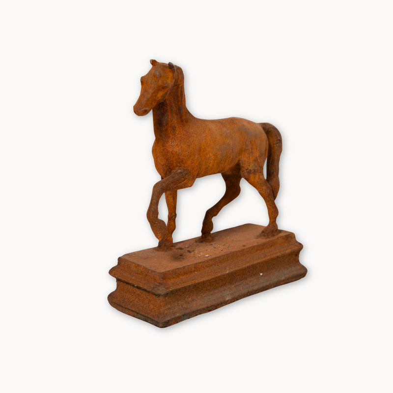 Thoroughbred Horse Statue
