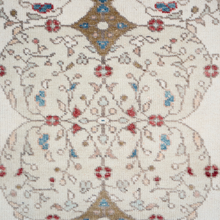 Garden Lattice Vintage Runner