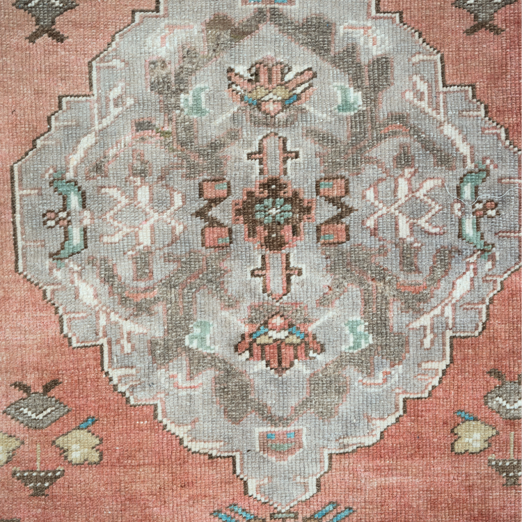 Vintage Anatolian Medallion Rug – Coral & Soft Grey