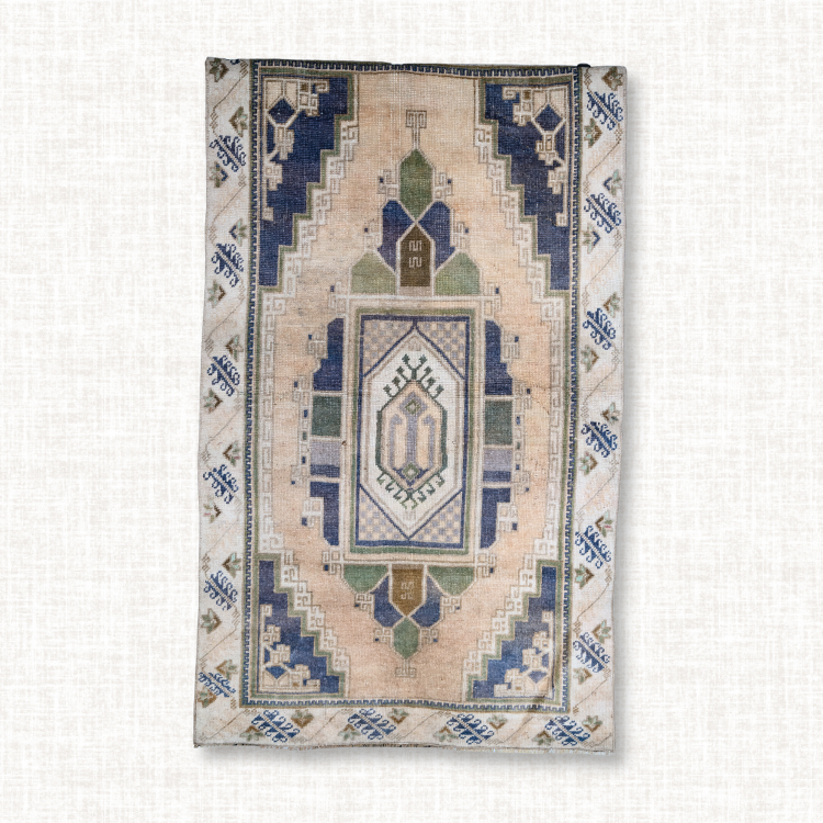 Sapphire Step Vintage Geometric Rug