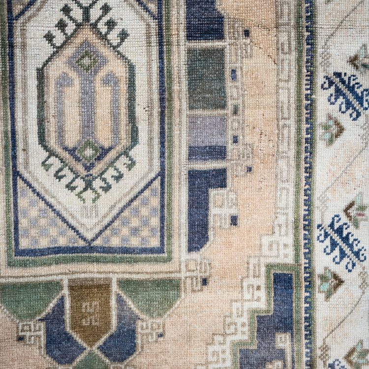 Sapphire Step Vintage Geometric Rug