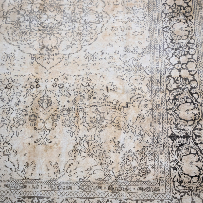 Persian Tabriz Rug — Ivory & Charcoal Floral Medallion
