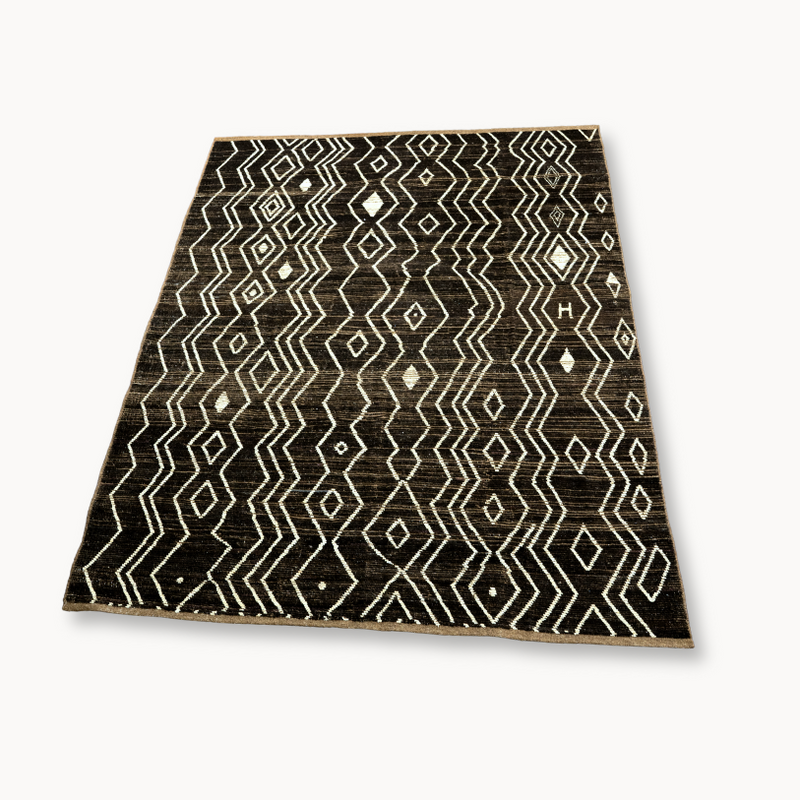 Moroccan Beni Ourain Rug — Onyx & Ivory Geometric