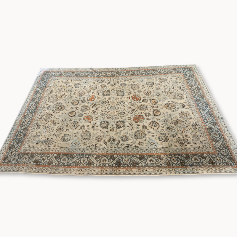 Persian Kashan Rug — Ivory Field with Slate & Rust Accents